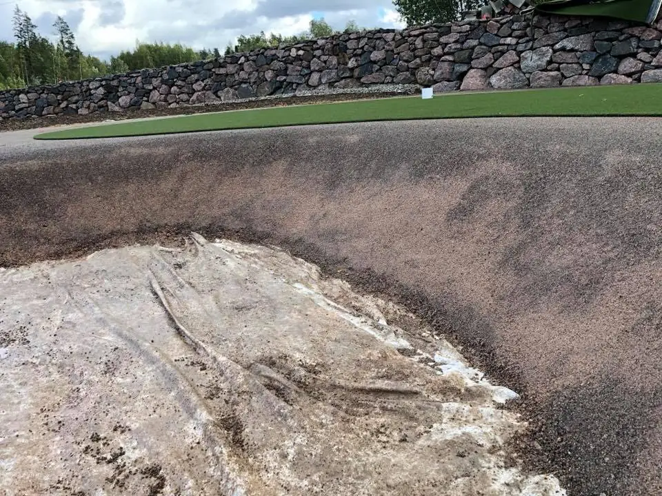 Golftekonurmi bunkkeri
