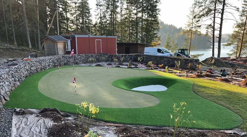 Golf tekonurmi bunkkeri