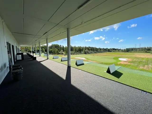 Season Golf Lyöntipaikka tekonurmi